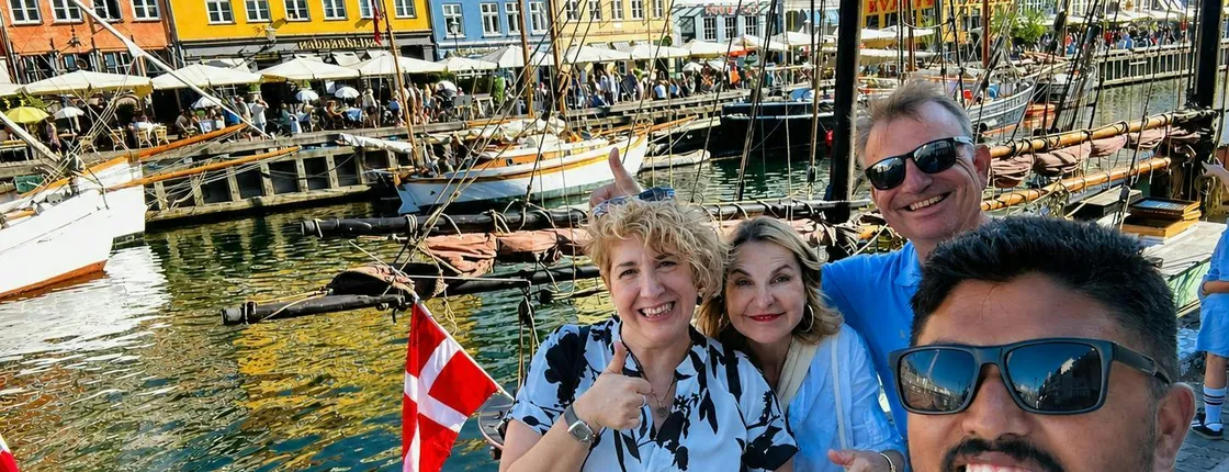 Copenhagen walking tour with harbour ferry and royal sites