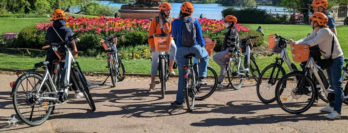 2-hour electric bike tour in Lyon