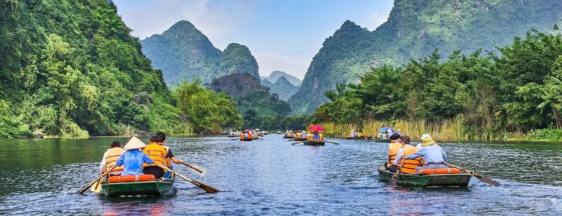 1-Day Trip to Ninh Binh, Hoa Lu, Trang An and Mua Cave from Hanoi