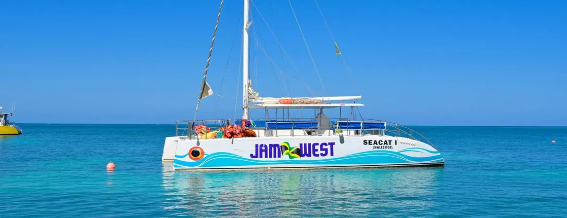 Private catamaran cruise by Jamwest