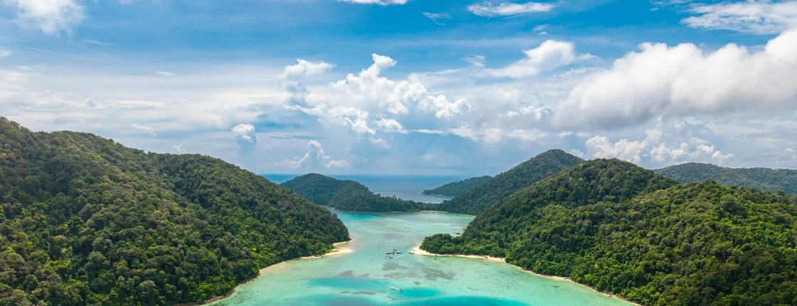 Full-day snorkelling tour of Thailand’s Surin Islands by catamaran from Phuket