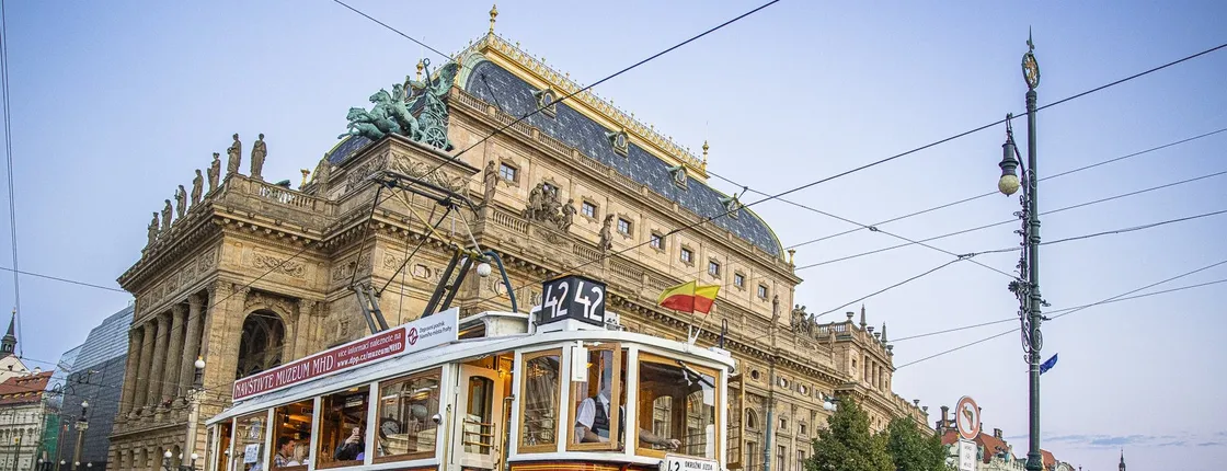 Hop-on hop-off historical tram ticket for Line 42