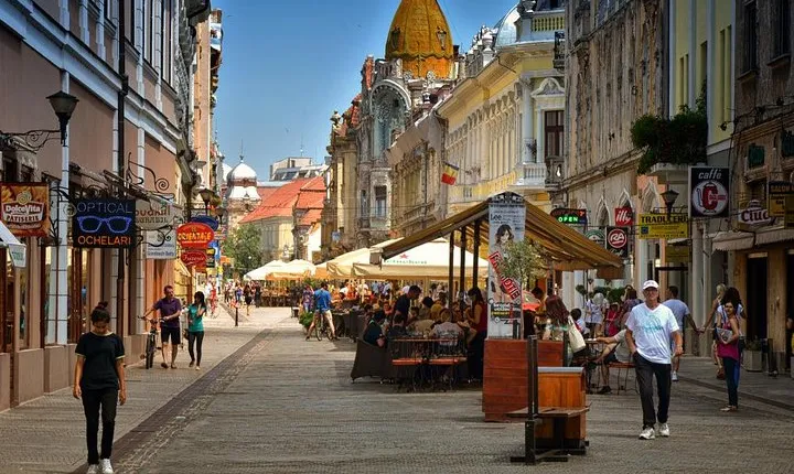 3-Hour Cultural Walking Tour of Oradea
