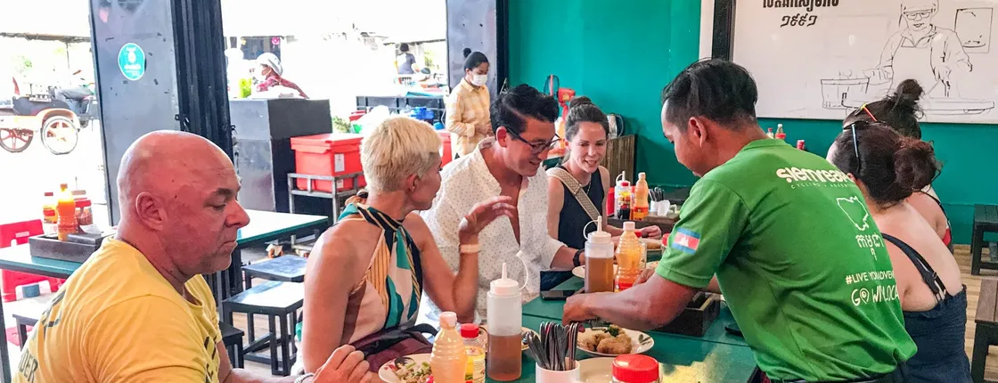 Phnom Penh guided morning food & street art tour