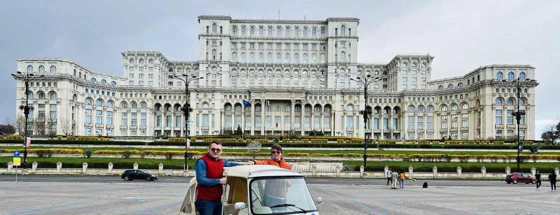 Bucharest highlights guided tour in a tuk-tuk