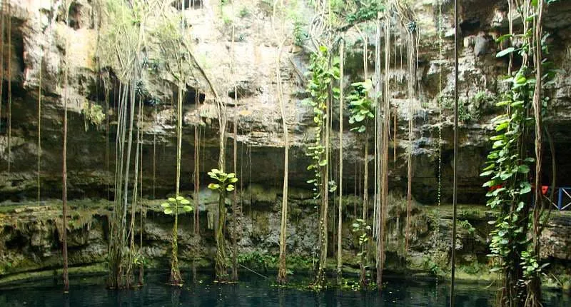 Chichen Itza, Xcajum Cenote and Valladolid full-day tour with lunch