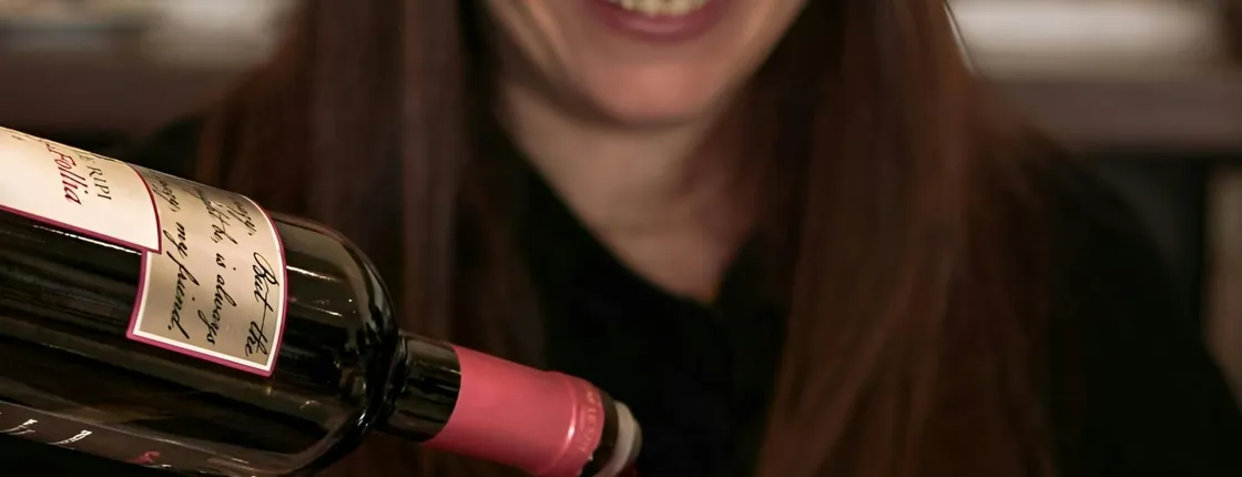Two-Hour Guided Tasting Session of Local Wines in Siena
