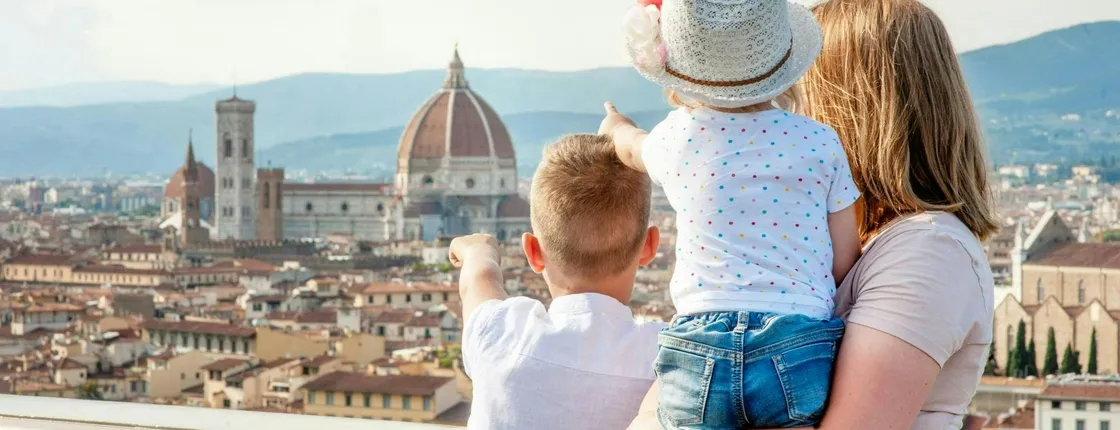 Transfer service between Pisa Airport and Florence centre