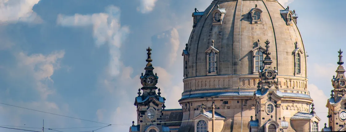 Guided tour of the Frauenkirche and its galleries in Dresden