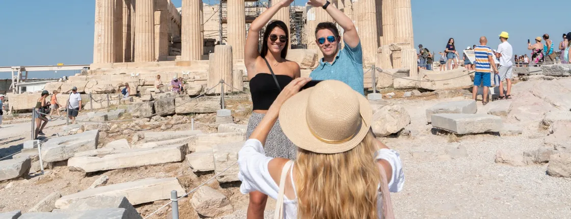 Private mythology group guided tour of Acropolis and Museum