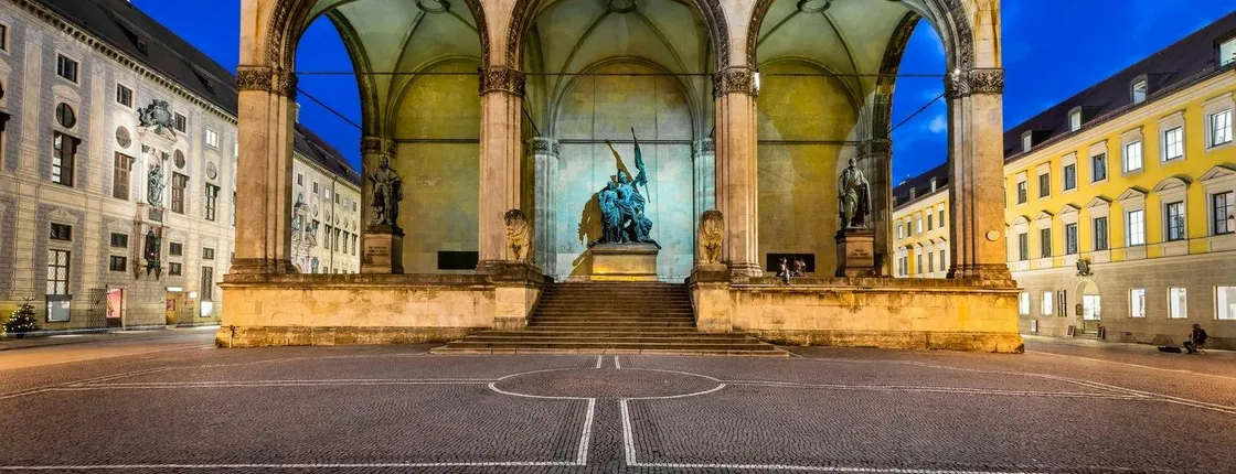 Self-guided audio tour of Munich's historic resistance sites
