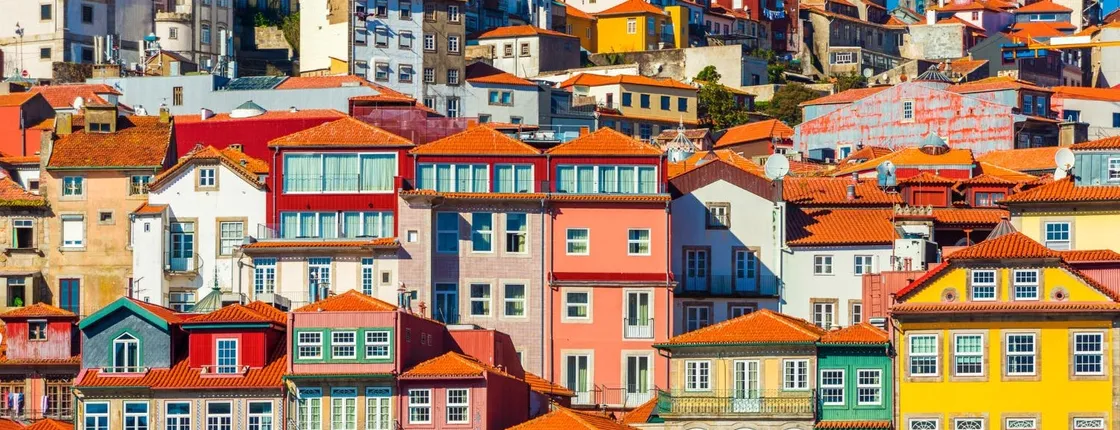 Walking tour of Porto's Instagrammable spots with a local