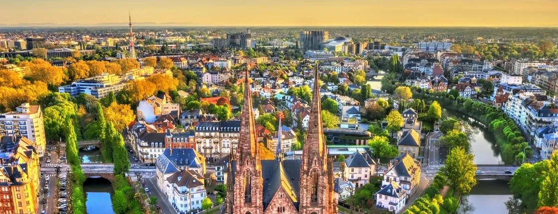 Self-guided in app e-scavenger hunt in Strasbourg