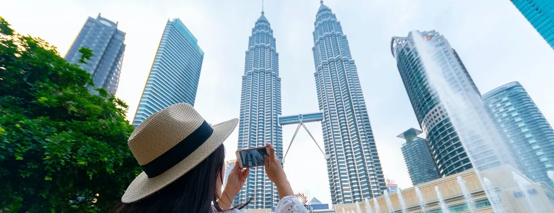 Skip the line Petronas Twin Tower ticket with hotel pick up