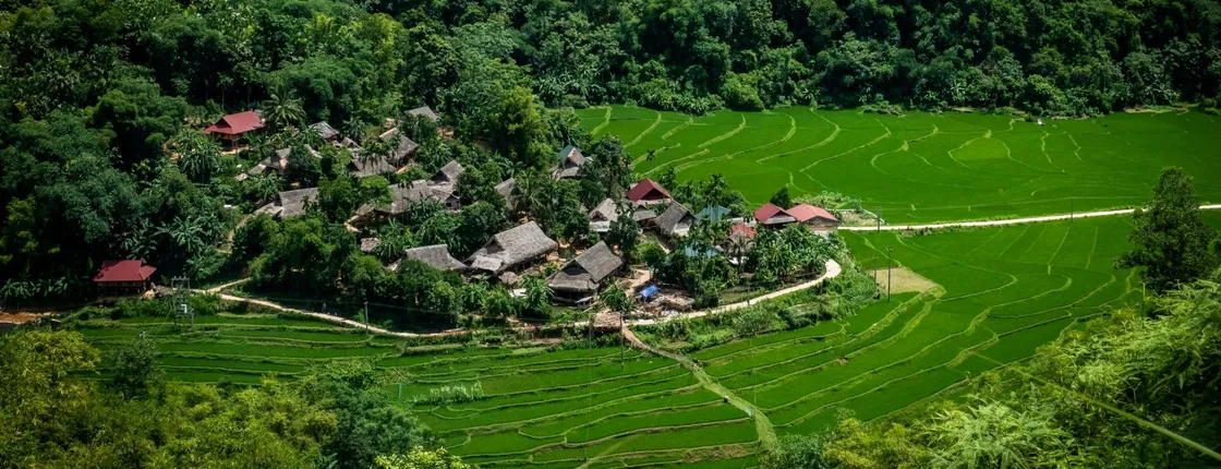 Two-day Pù Luông with terraced rice fields and bamboo rafting