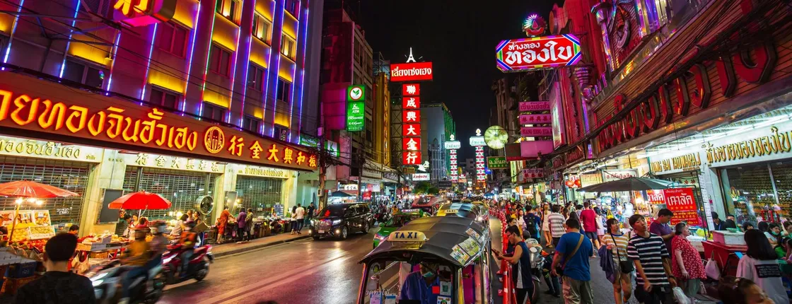 Bangkok night tuk-tuk guided tour with Chinatown street food tasting