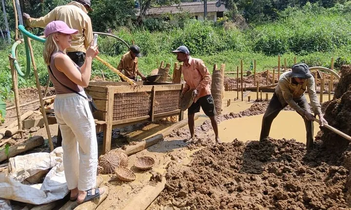 Ratnapura Full Day Tour with Water Falls, Gem Mines and Saman Devalaya