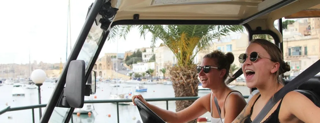 Self-drive electric car tour with pre-programmed GPS
