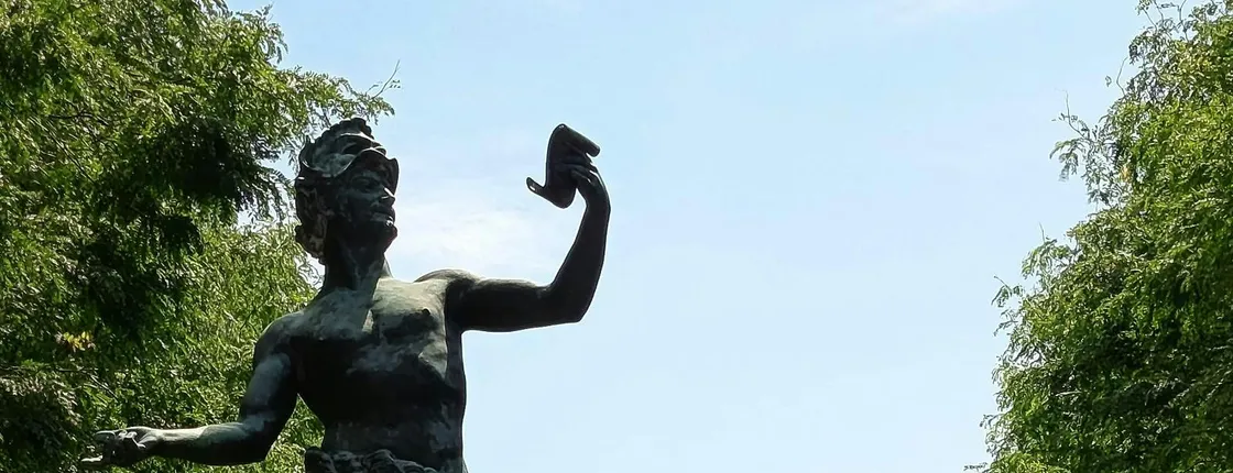 Latin Quarter guided walking tour in Paris