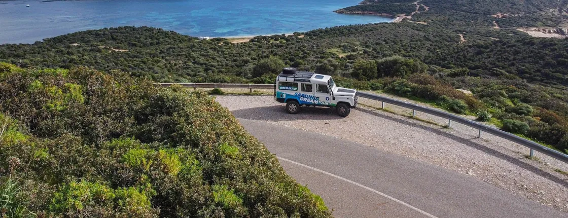 Beaches and mountains of Chia full-day 4x4 tour from Cagliari