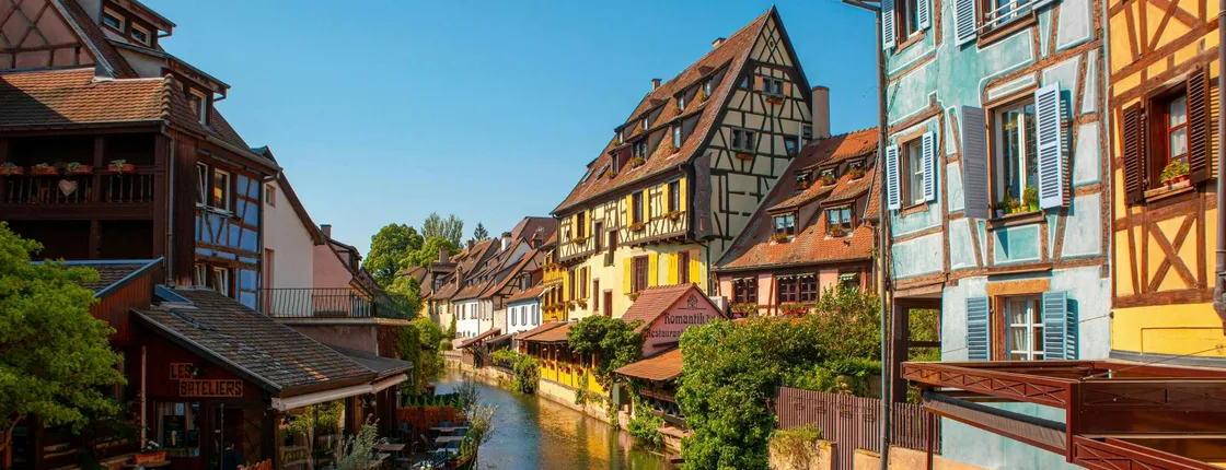 Strasbourg audio walking tour with half-timbered houses and canals
