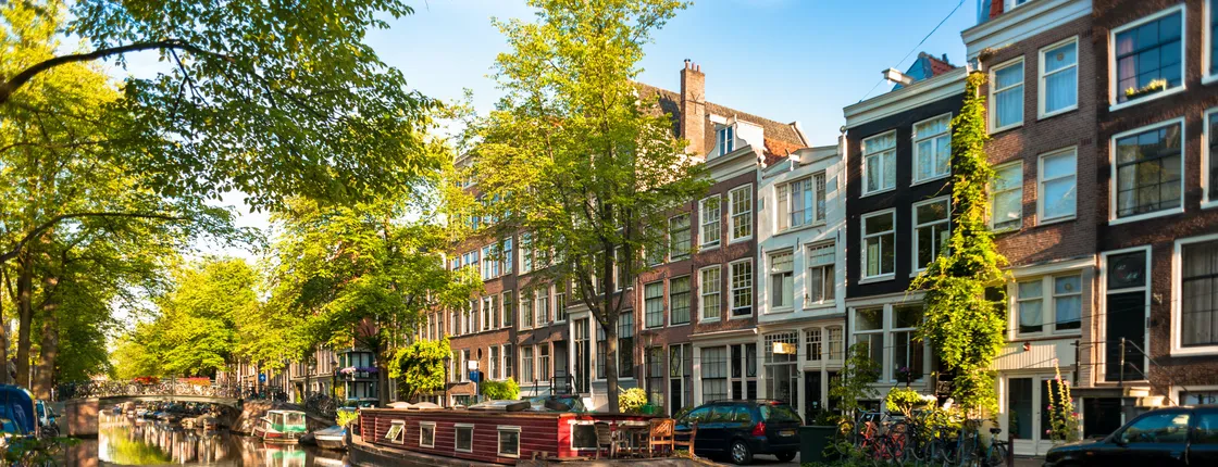 Historic Amsterdam canal small-group boat tour