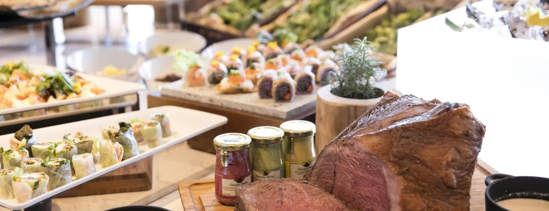 Seasonal Dinner Buffet at Seascape Terrace Dining on Weekends