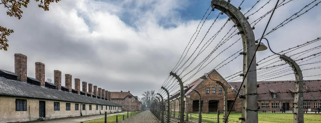 Auschwitz-Birkenau English Guided Tour with Hotel Pick-Up