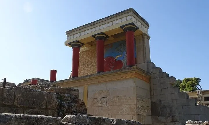 Private Guided Tour to Knossos Palace&Shopping in Heraklion City