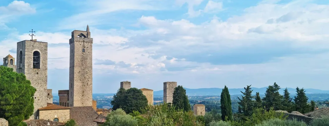 Tuscan villages Spanish guided tour from Rome with Chianti tasting