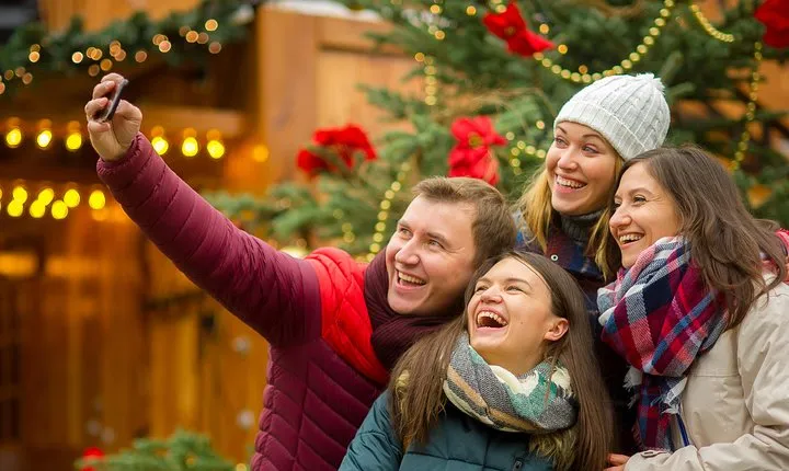 Get in the holiday spirit with a scavenger hunt by Holly Jolly in Tallahassee