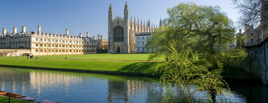 Full-day guided Cambridge and Essex villages tour from London