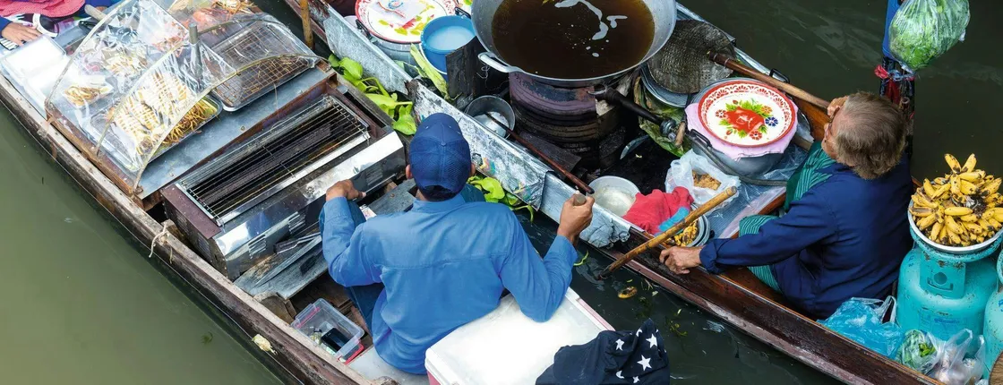 Damnoen Saduak Floating Market Tour