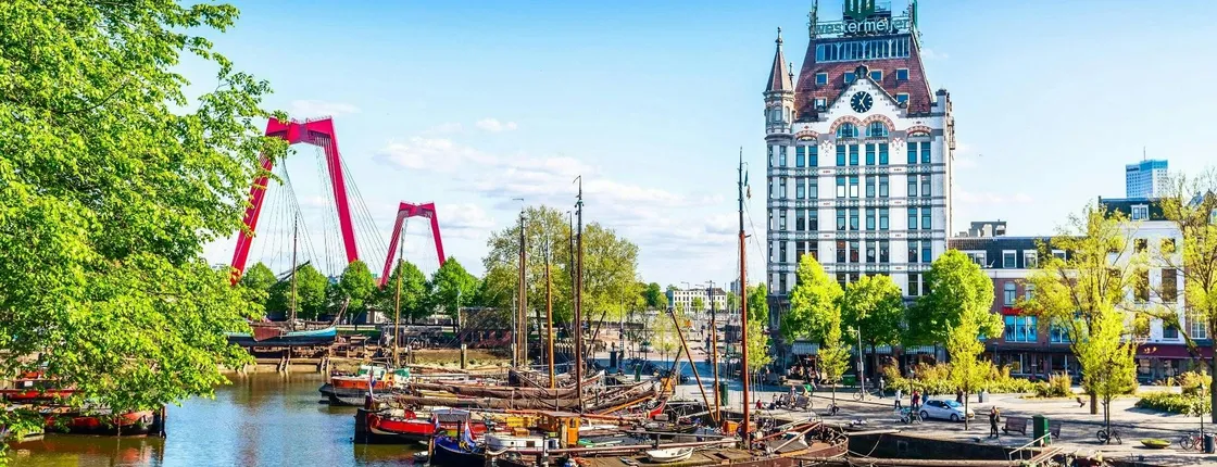 Rotterdam Highlights: Spy Exploration Game and Tour