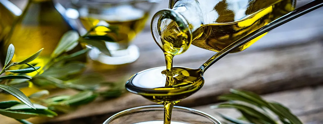 Villa Castelli Guided Walking Tour with Olive Oil Tasting
