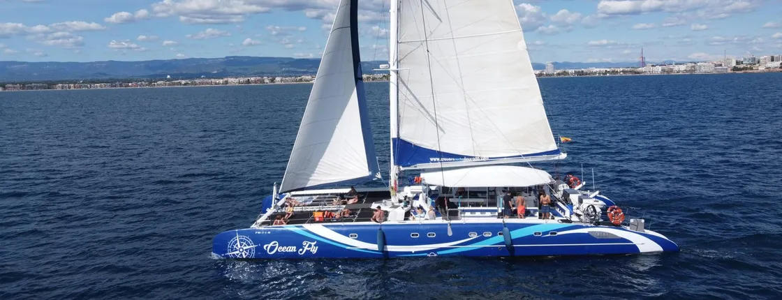 Relax Catamaran cruise in Cambrils