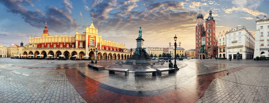 Self guided tour with interactive city game of Krakow