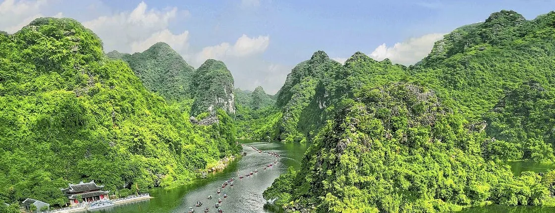 Bai Dinh Pagoda and Trang an Eco-Tourism Full Day Tour