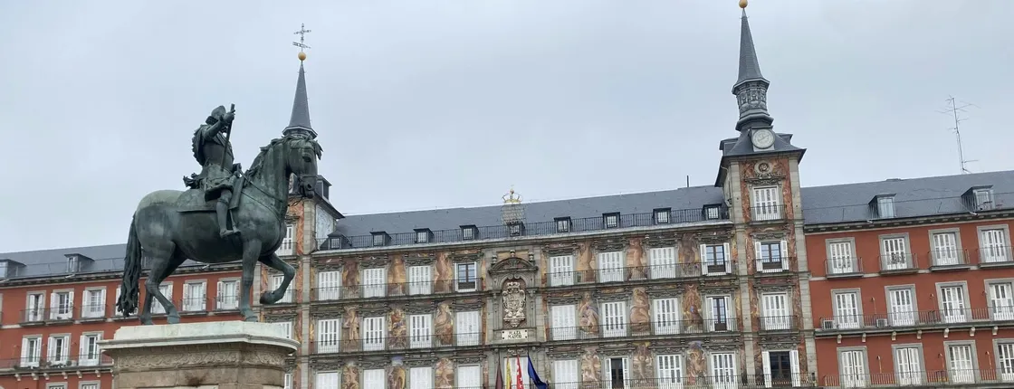Historic Tour of the Habsburgs Dynasty with a Guide