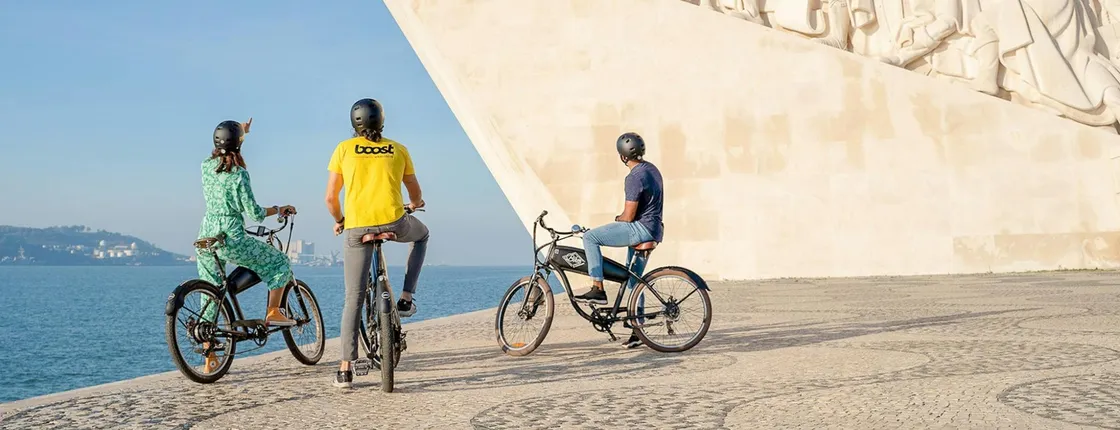 Lisbon riverside E-bike private guided tour