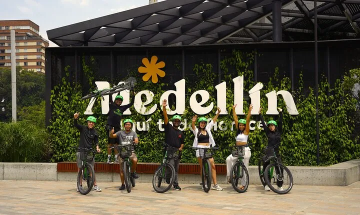 Half Day Bike Tour in Medellin - Local snack, Coffee or Beer