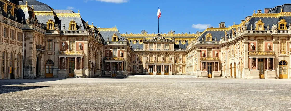 Versailles train tour from Paris with tickets to the palace