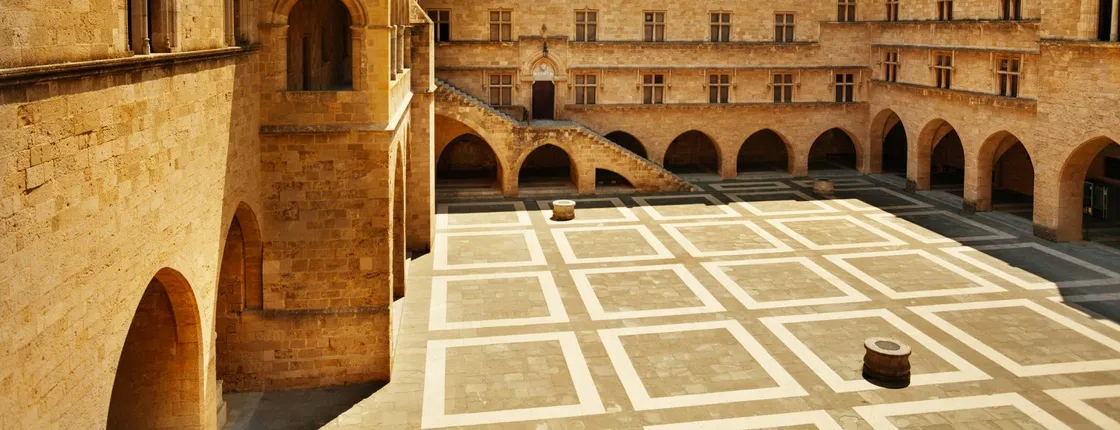 Palace of the Grand Master Ticket and Audio Tour by App