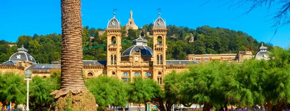 Discover San Sebastian in 60 Minutes with a Local