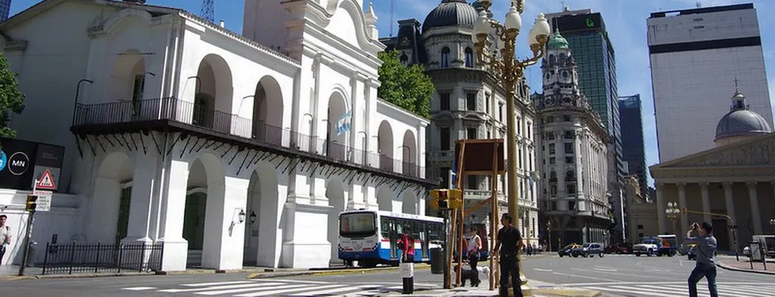 Buenos Aires private city tour with lunch in Puerto Madero