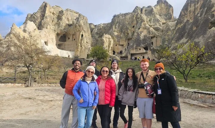 4 Days Istanbul&Cappadocia w/cave hotel+optional balloon