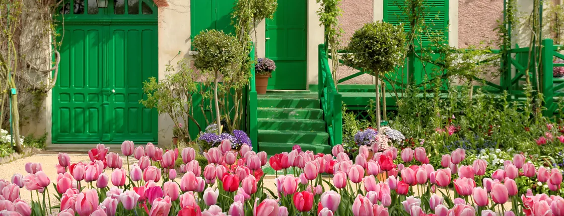 Day trip to Giverny Monet's garden and Auvers-sur-Oise with Van Gogh House from Paris