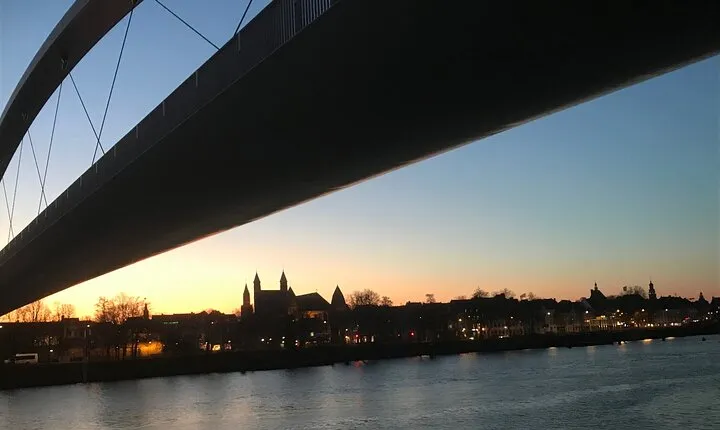 Maastricht Evening Sightseeing Tour