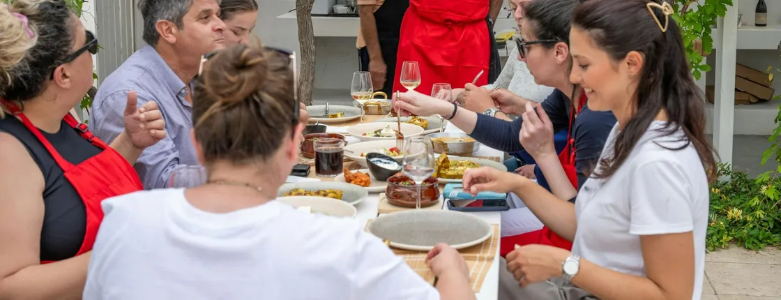 Small-group Greek cooking class in Santorini
