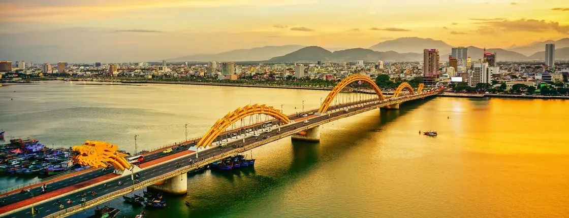 Chill and Eat Traditional Food Tour by Motorbike in Da Nang